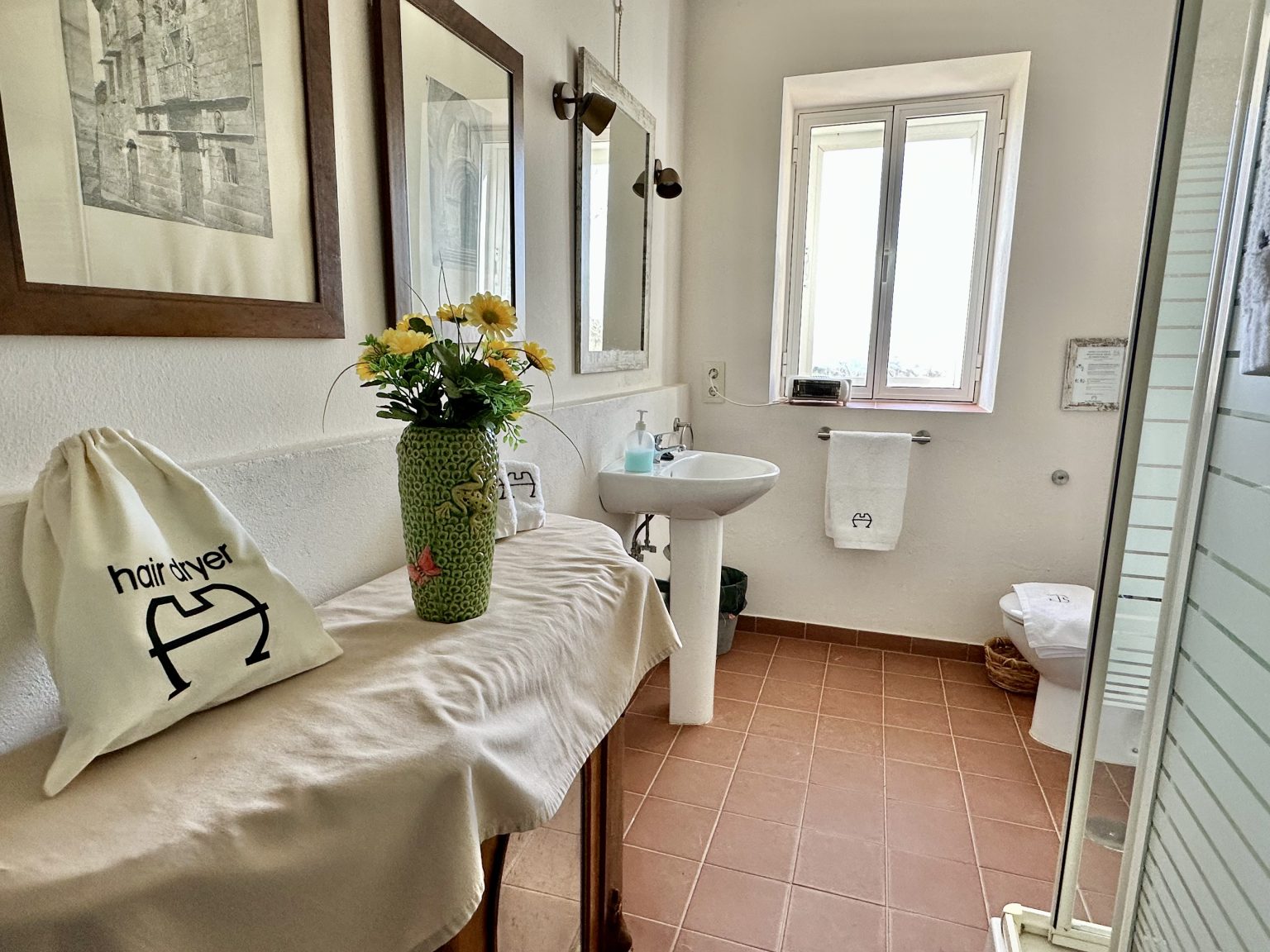 Baño en suite compartido con Torreon y Tanger1